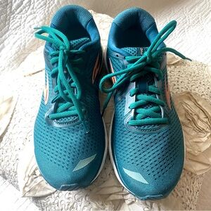 Brooks Adrenaline 20 GTS Emerald Forest Green Gold Trim Size 8.5 Women